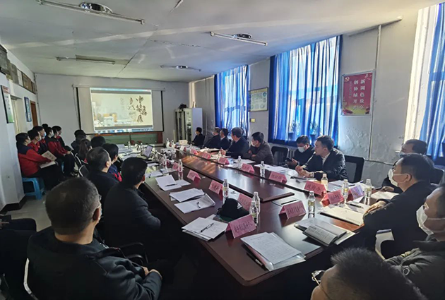 孙东深入乐竞制药有限责任公司主持召开现场